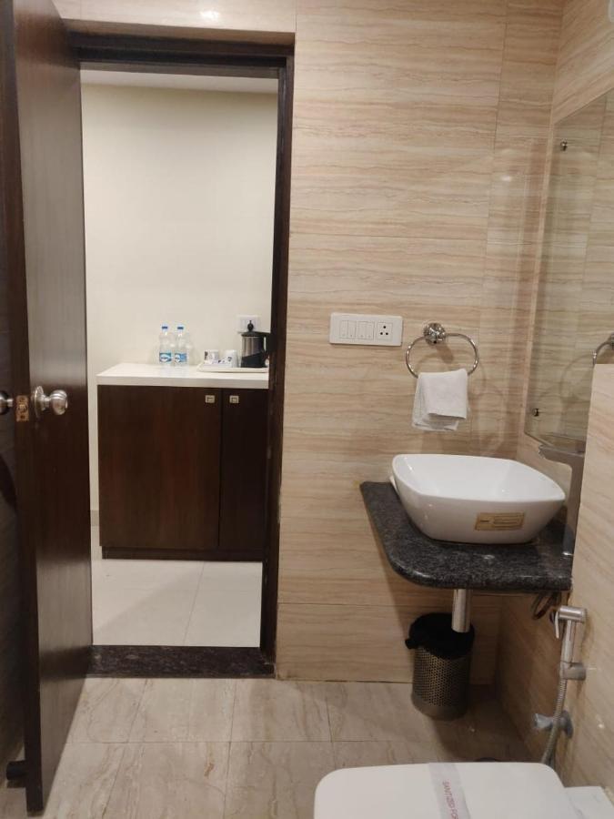 Hotel Casaya Inn Chinhat Luaran gambar