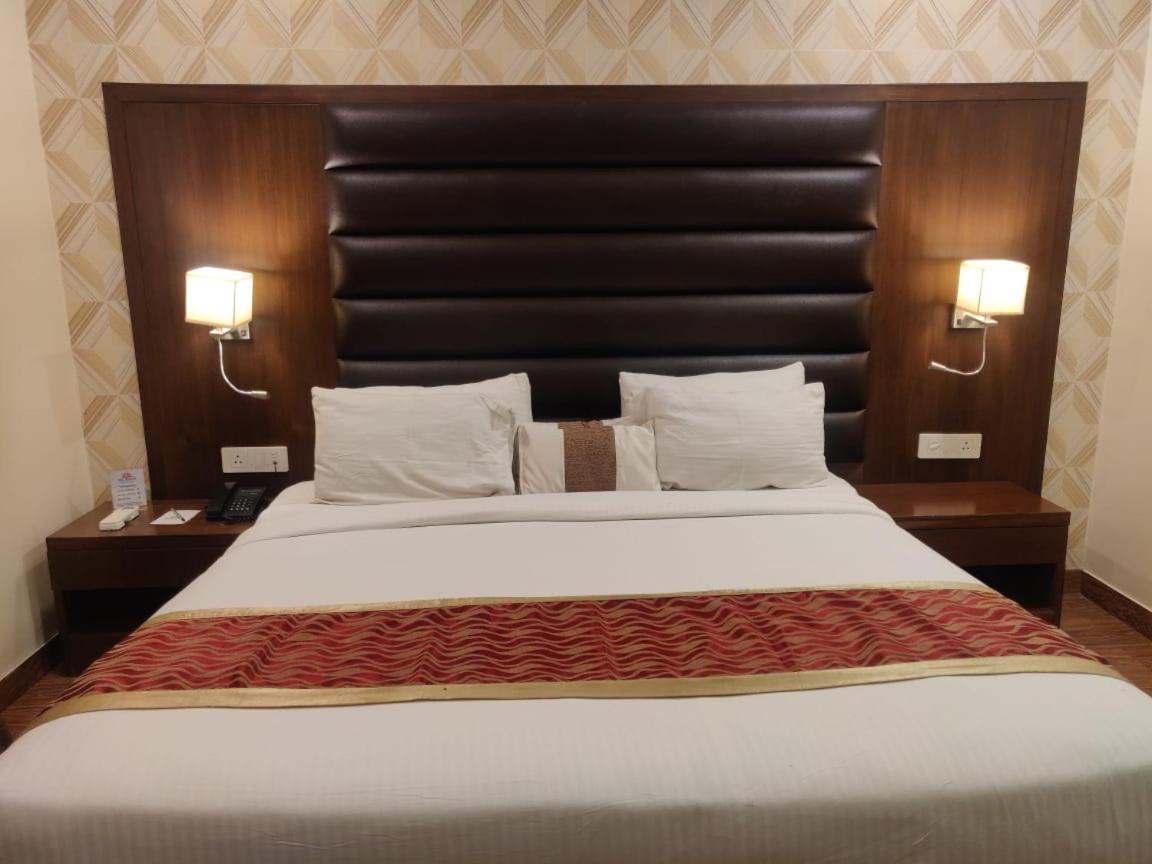 Hotel Casaya Inn Chinhat Luaran gambar