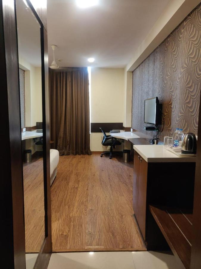 Hotel Casaya Inn Chinhat Luaran gambar