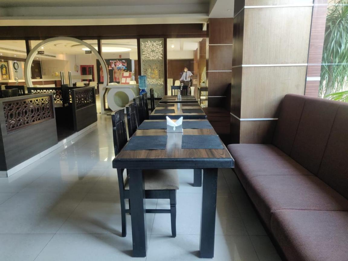 Hotel Casaya Inn Chinhat Luaran gambar