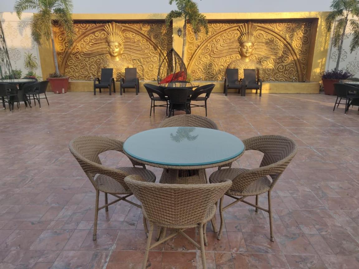 Hotel Casaya Inn Chinhat Luaran gambar