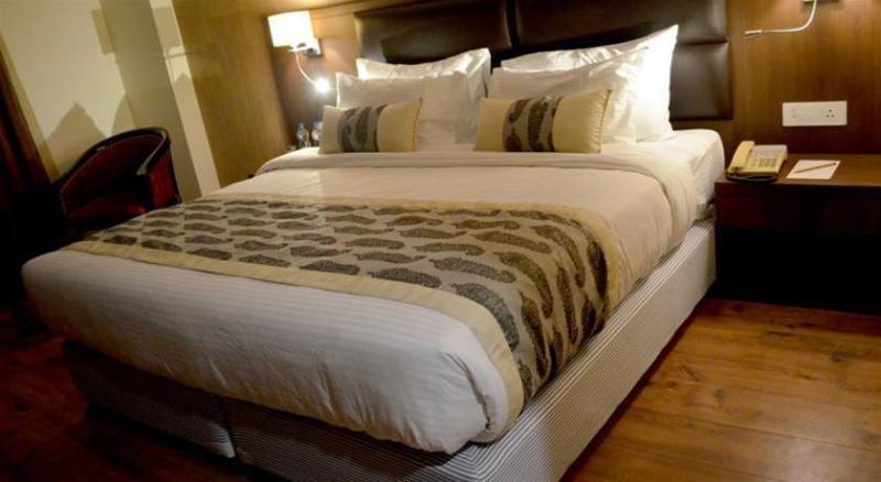 Hotel Casaya Inn Chinhat Luaran gambar