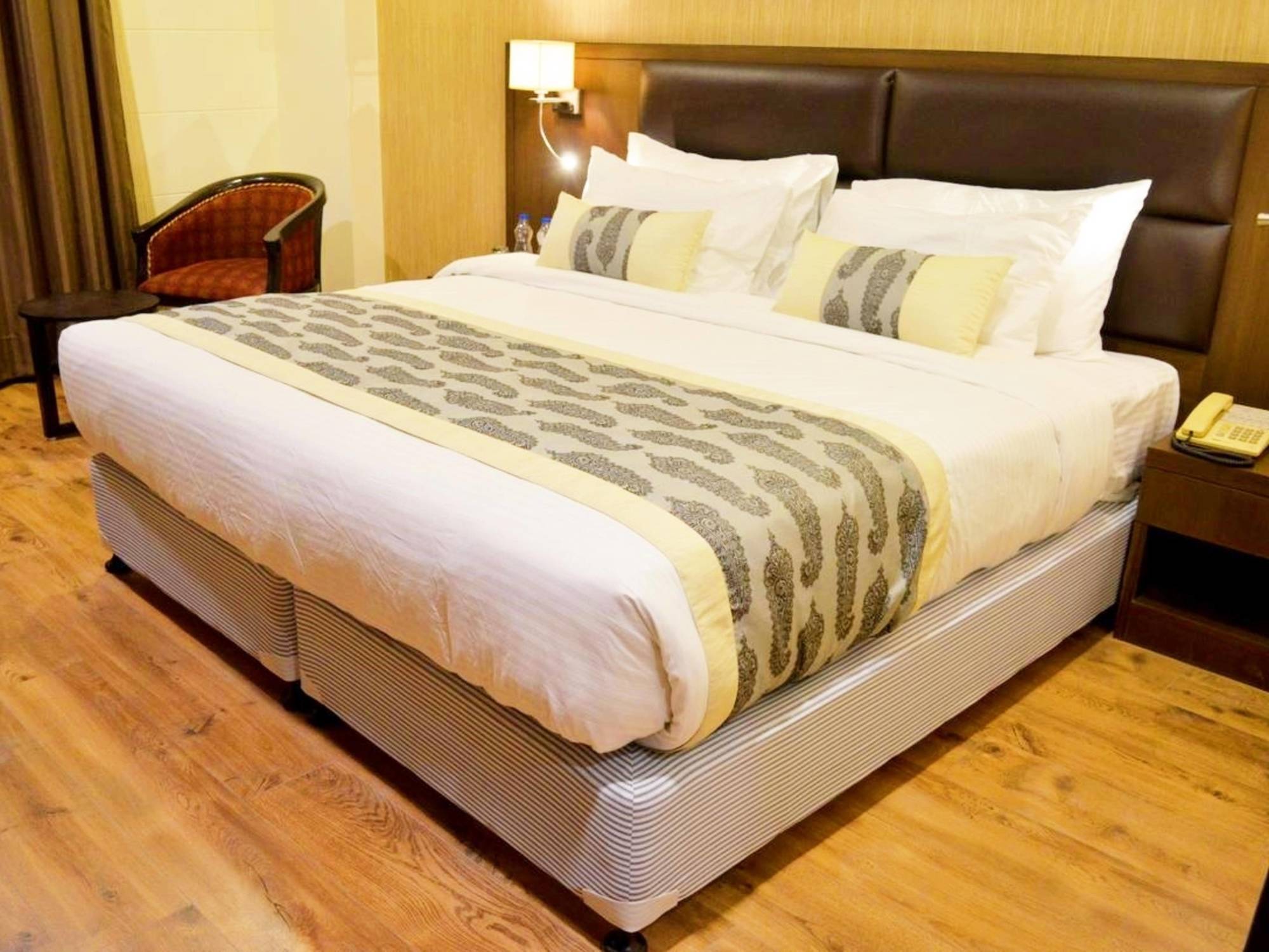 Hotel Casaya Inn Chinhat Luaran gambar
