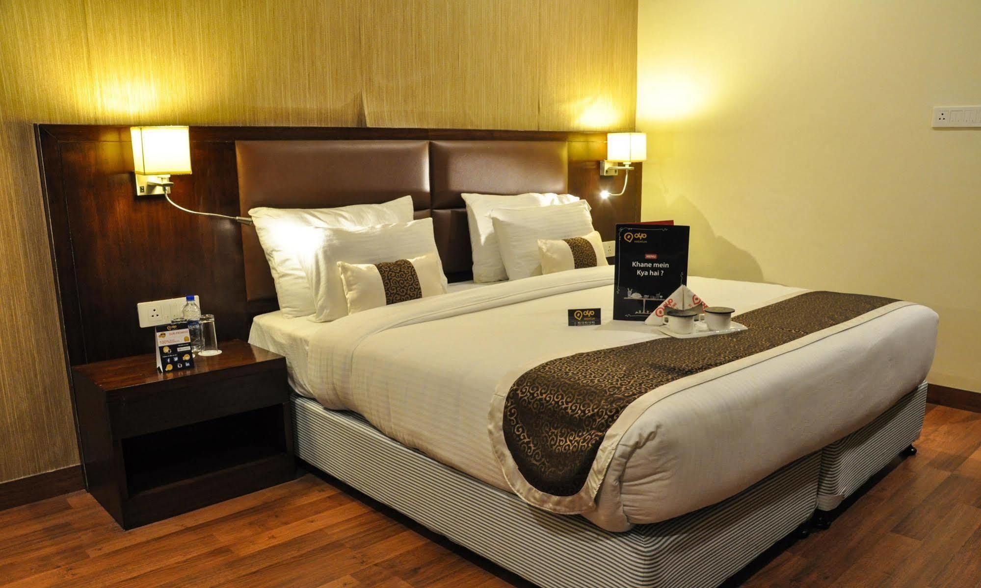 Hotel Casaya Inn Chinhat Luaran gambar