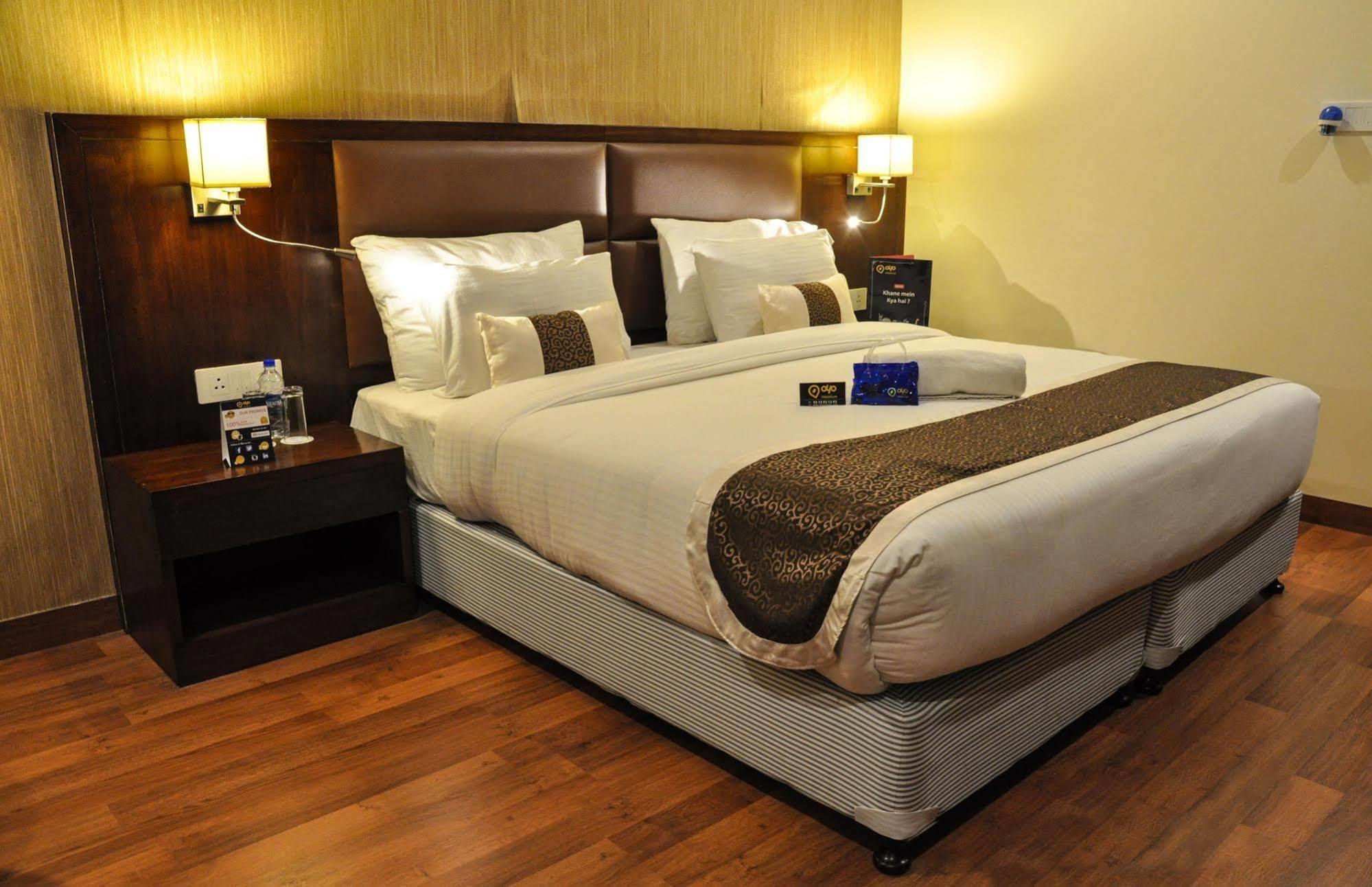 Hotel Casaya Inn Chinhat Luaran gambar